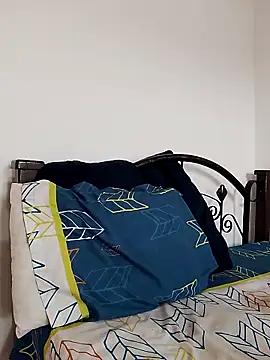 Snapshot of LATINO27CM chatting on October 7, 2025, 7:59 pm LATINO27CM online show from October 7, 2025, 7:59 pm