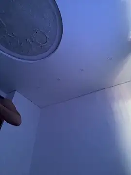 Snapshot of Innerpeace_ chatting on October 18, 2025, 7:27 pm Innerpeace online show from October 18, 2025, 7:27 pm