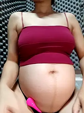 Pipi23  online show from October 25, 2025, 3:06 am