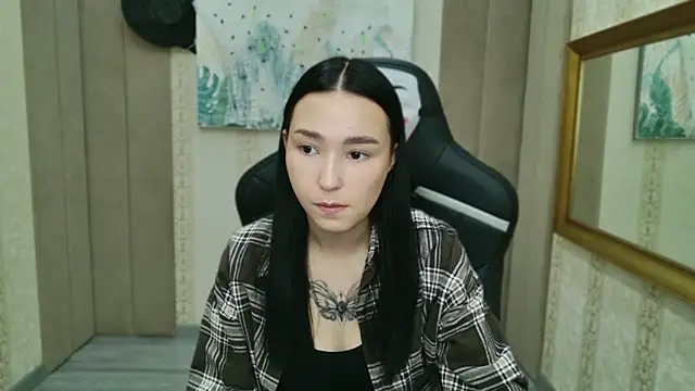 Amanda Choi online show from October 21, 2025, 5:51 am