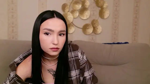 Amanda Choi online show from November 7, 2025, 5:34 am