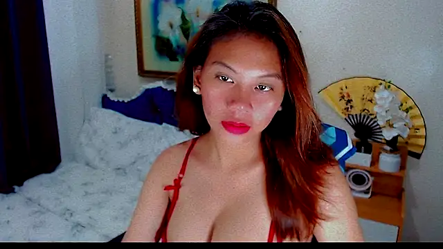 Prettypreggy online show from October 11, 2025, 1:34 pm