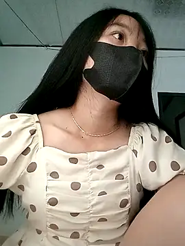 Babydone111 online show from October 6, 2025, 2:35 am