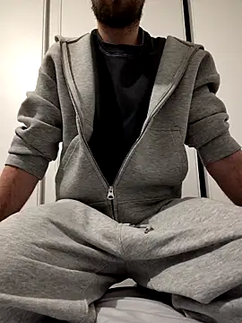 Snapshot of AD_Vu chatting on February 1, 2026, 4:27 pm AD Vu online show from February 1, 2026, 4:27 pm