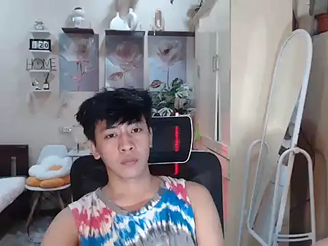 niel cumshow online show from November 22, 2025, 5:34 pm