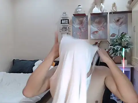 niel cumshow online show from November 23, 2025, 5:12 pm