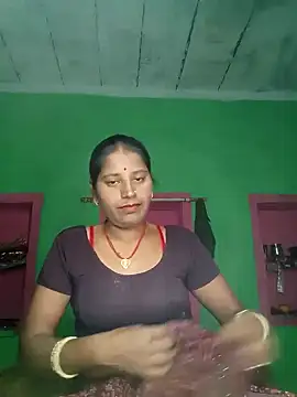 Hot bhomihh4 online show from October 1, 2025, 7:40 pm