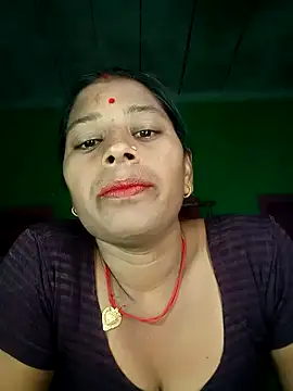Hot bhomihh4 online show from October 3, 2025, 6:20 pm