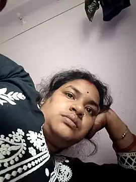 Deborbhavi222 online show from December 17, 2025, 3:44 am