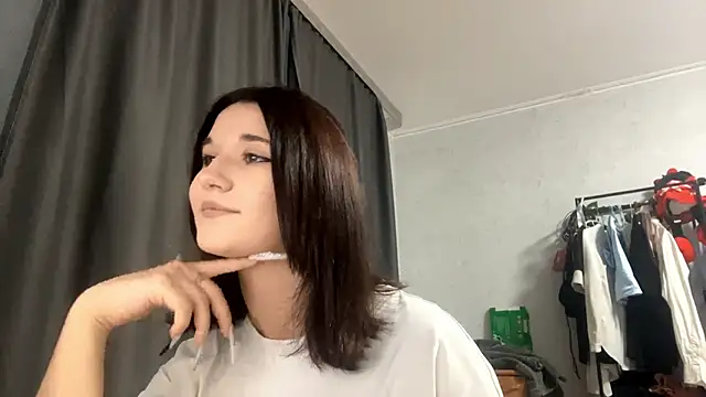 Snapshot of Nana_Neko chatting on October 2, 2025, 3:15 pm Nana Neko online show from October 2, 2025, 3:15 pm