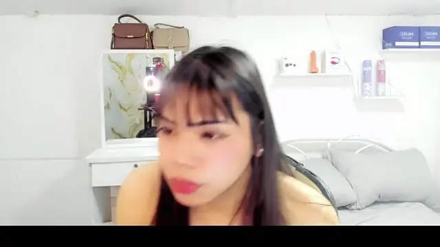 Snapshot of Lovely_naughtyLeii chatting on March 3, 2026, 5:20 pm Lovely naughtyLeii online show from March 3, 2026, 5:20 pm