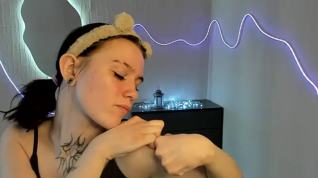 Elastikisss online show from March 2, 2026, 5:08 am