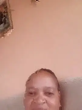 Sexycurveliciousmama online show from September 22, 2025, 1:39 pm