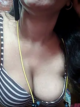 Sexy Mahi69 online show from October 5, 2025, 5:53 am