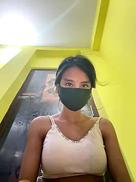 Nidhi thakur6 online show from September 25, 2025, 6:14 pm