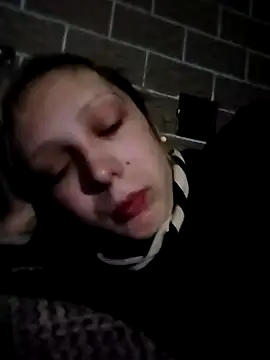 Ponka2011 online show from November 21, 2025, 1:48 am