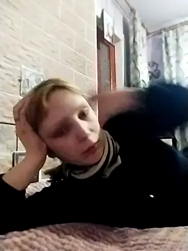 Snapshot of Ponka2011 chatting on February 15, 2026, 6:03 am Ponka2011 online show from February 15, 2026, 6:03 am