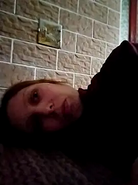 Ponka2011 online show from April 9, 2026, 4:58 am