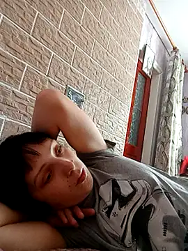 Snapshot of Ponka2011 chatting on July 15, 2026, 5:25 am Ponka2011 online show from July 15, 2026, 5:25 am