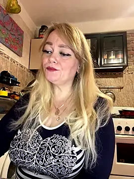 Sweet-blonde online show from October 14, 2025, 11:33 am