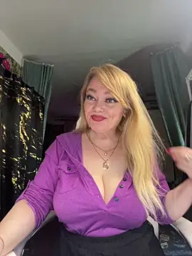 Sweet-blonde online show from March 27, 2026, 7:04 pm