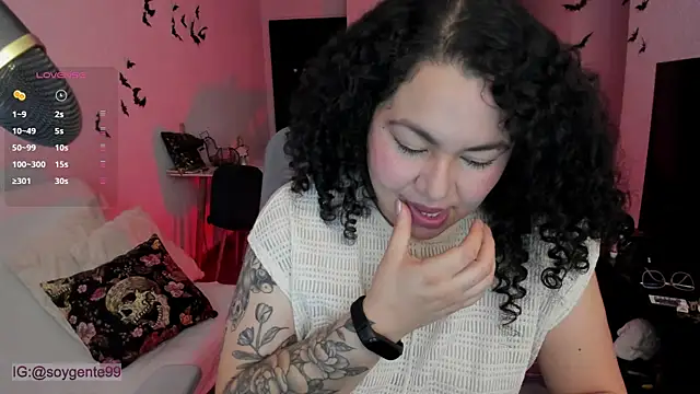 Chubby Licius online show from October 24, 2025, 12:31 am