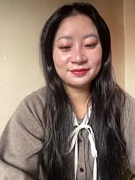 violet-00 online show from November 9, 2025, 2:59 am