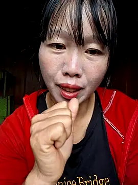 helenzz online show from October 20, 2025, 1:51 am