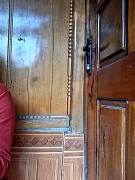 helenzz online show from October 18, 2025, 12:23 am