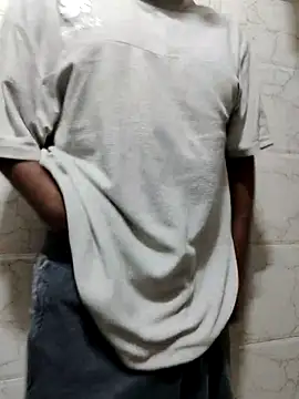 Snapshot of Karthk1010D chatting on September 25, 2025, 8:42 am Karthk1010D online show from September 25, 2025, 8:42 am