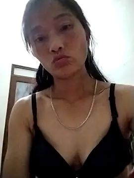 abigail-00 online show from October 9, 2025, 1:00 pm