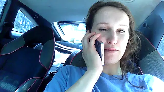 brunettebabexo3 online show from April 24, 2026, 6:32 pm