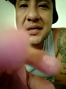 Ruloluna online show from October 25, 2025, 7:14 pm