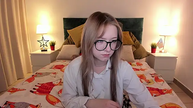 Snapshot of elliupp chatting on October 9, 2025, 8:26 am elliupp online show from October 9, 2025, 8:26 am