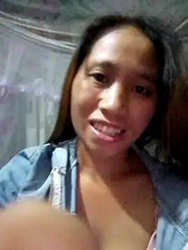 ruby-00 online show from November 2, 2025, 8:03 pm