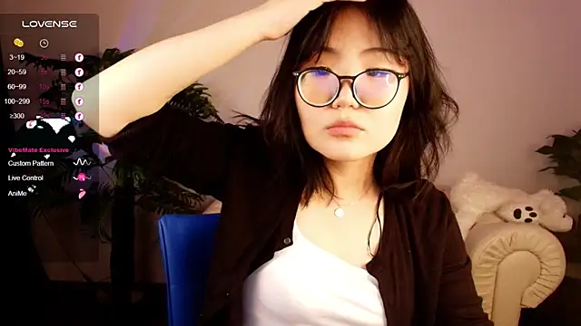 CutiErika online show from September 26, 2025, 3:02 am