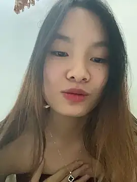 Snapshot of Susuu19 chatting on November 27, 2025, 5:24 pm Susuu19 online show from November 27, 2025, 5:24 pm