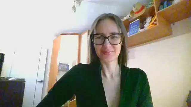 Snapshot of Norivann chatting on October 23, 2025, 11:42 am Norivann online show from October 23, 2025, 11:42 am