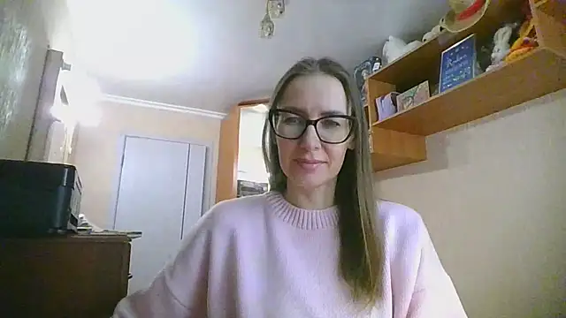 Snapshot of Norivann chatting on November 19, 2025, 7:41 am Norivann online show from November 19, 2025, 7:41 am