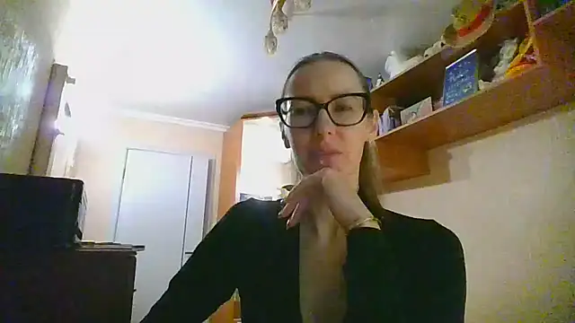 Snapshot of Norivann chatting on October 22, 2025, 10:04 am Norivann online show from October 22, 2025, 10:04 am