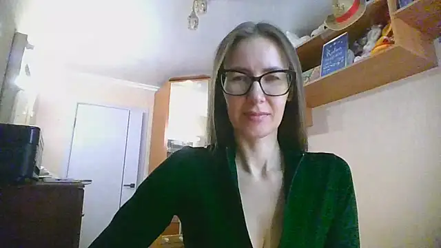 Snapshot of Norivann chatting on November 11, 2025, 10:10 am Norivann online show from November 11, 2025, 10:10 am