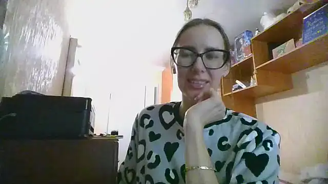 Snapshot of Norivann chatting on October 10, 2025, 11:11 am Norivann online show from October 10, 2025, 11:11 am