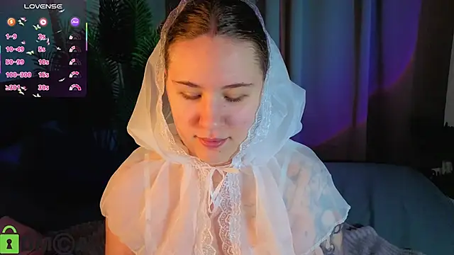 Snapshot of Elsie_Cutties chatting on May 22, 2026, 1:14 am Elsie Cutties online show from May 22, 2026, 1:14 am