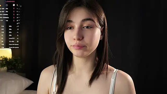 LettySlovacek online show from March 4, 2026, 3:14 am