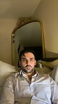 Snapshot of eauminerale chatting on February 16, 2026, 9:13 pm eauminerale online show from February 16, 2026, 9:13 pm