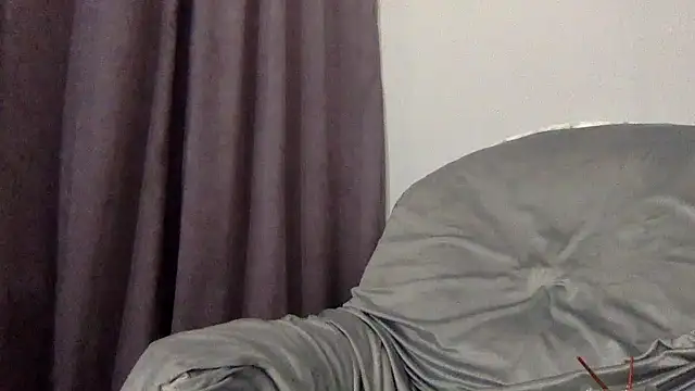 Veymoria online show from November 4, 2025, 7:28 pm