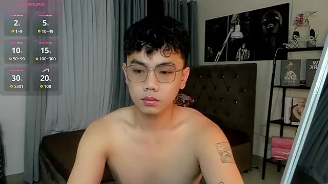 JuliuswildCock online show from October 3, 2025, 5:25 pm