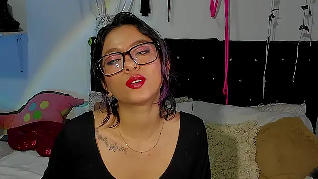 Snapshot of ValeryTatto chatting on October 17, 2025, 11:23 am ValeryTatto online show from October 17, 2025, 11:23 am