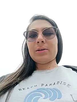 Mia-love-03 online show from October 5, 2025, 3:58 pm