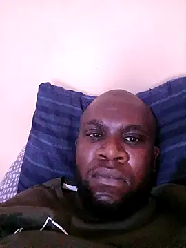 Snapshot of godf33lowd33p chatting on October 6, 2025, 9:32 am godf33lowd33p online show from October 6, 2025, 9:32 am